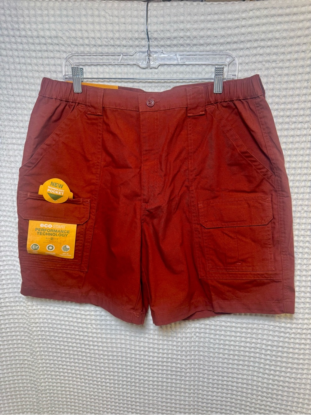 NWT Savane Men's Rust Red Cargo Shorts with Utility Pockets- Size 38”